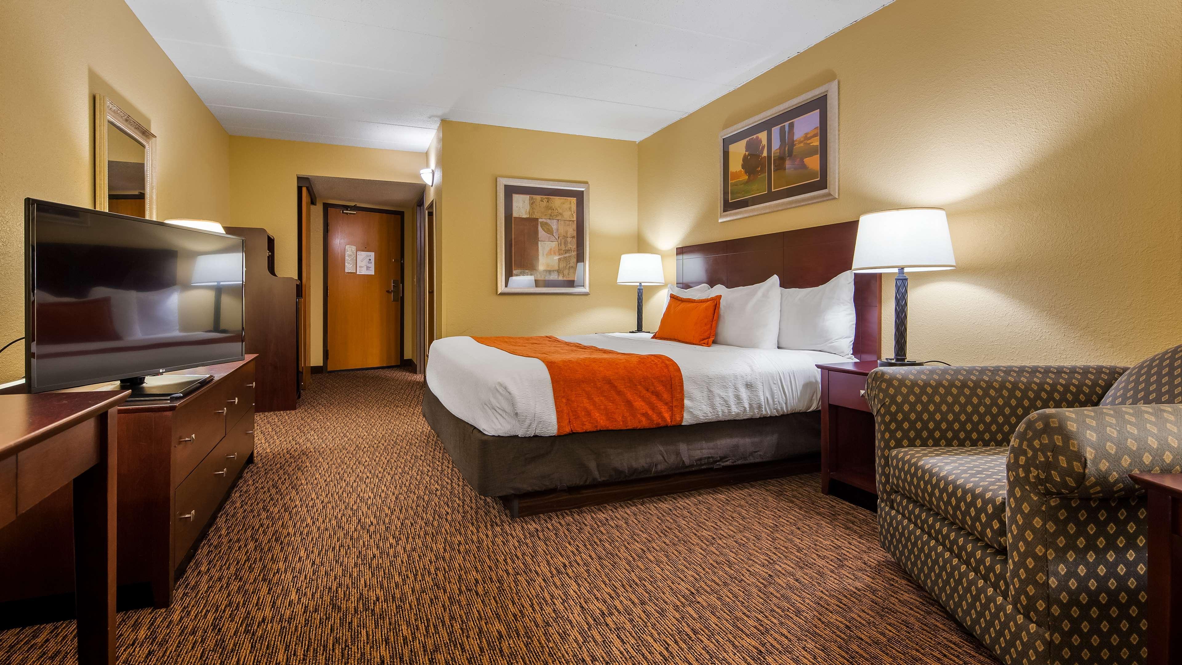 Best Western Plus Dakota Ridge Ийгън Екстериор снимка