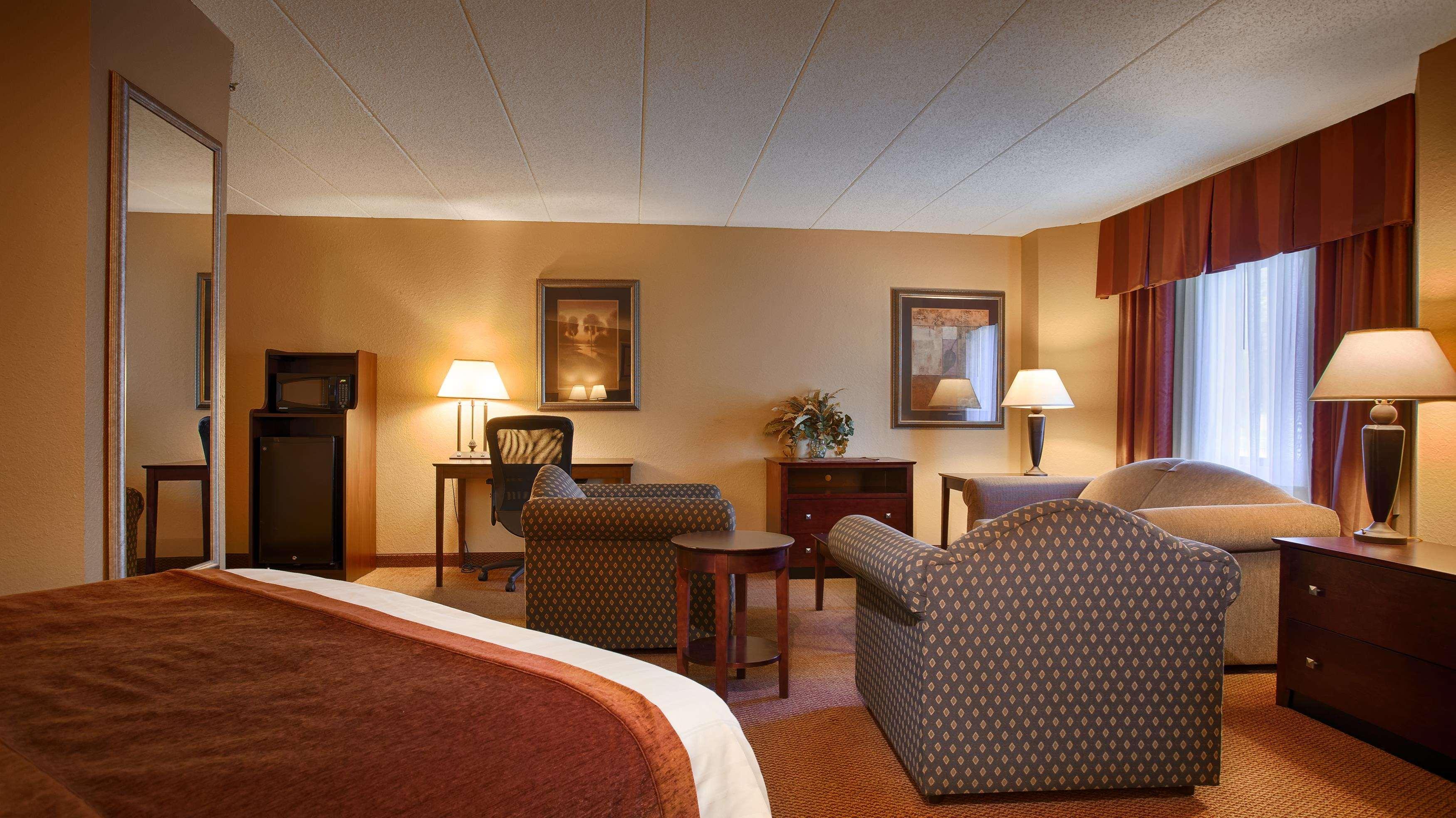 Best Western Plus Dakota Ridge Ийгън Екстериор снимка