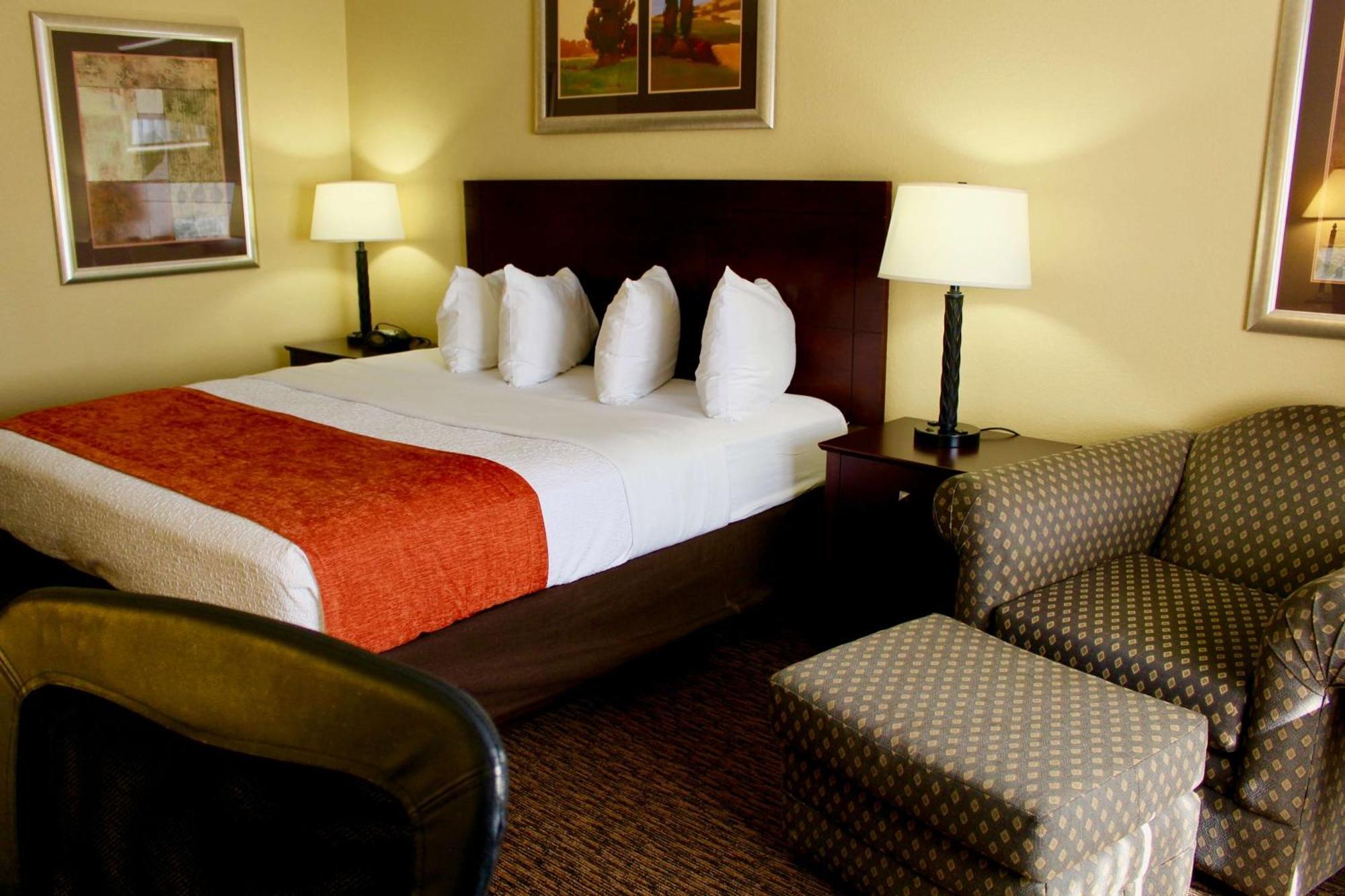 Best Western Plus Dakota Ridge Ийгън Екстериор снимка