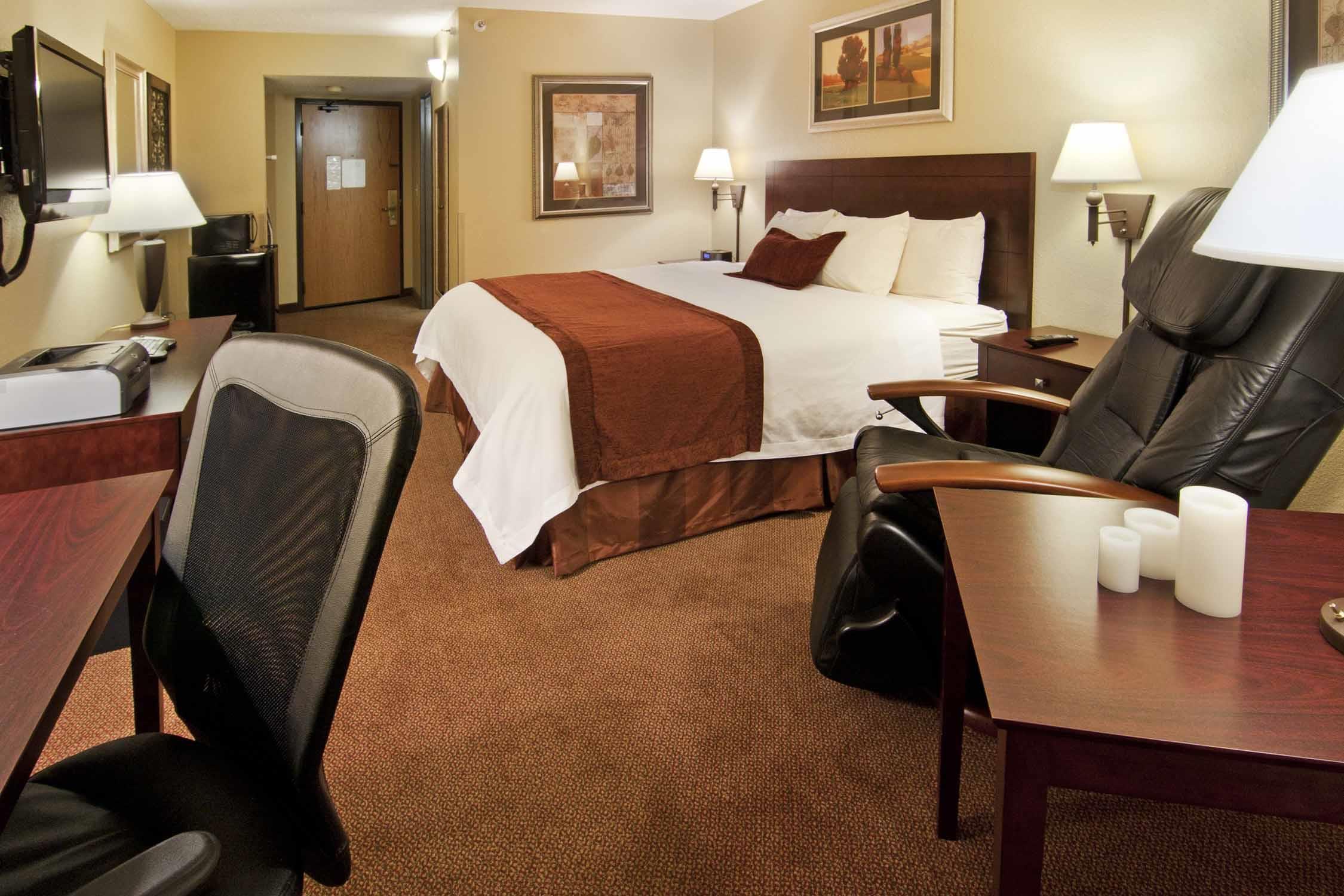Best Western Plus Dakota Ridge Ийгън Стая снимка