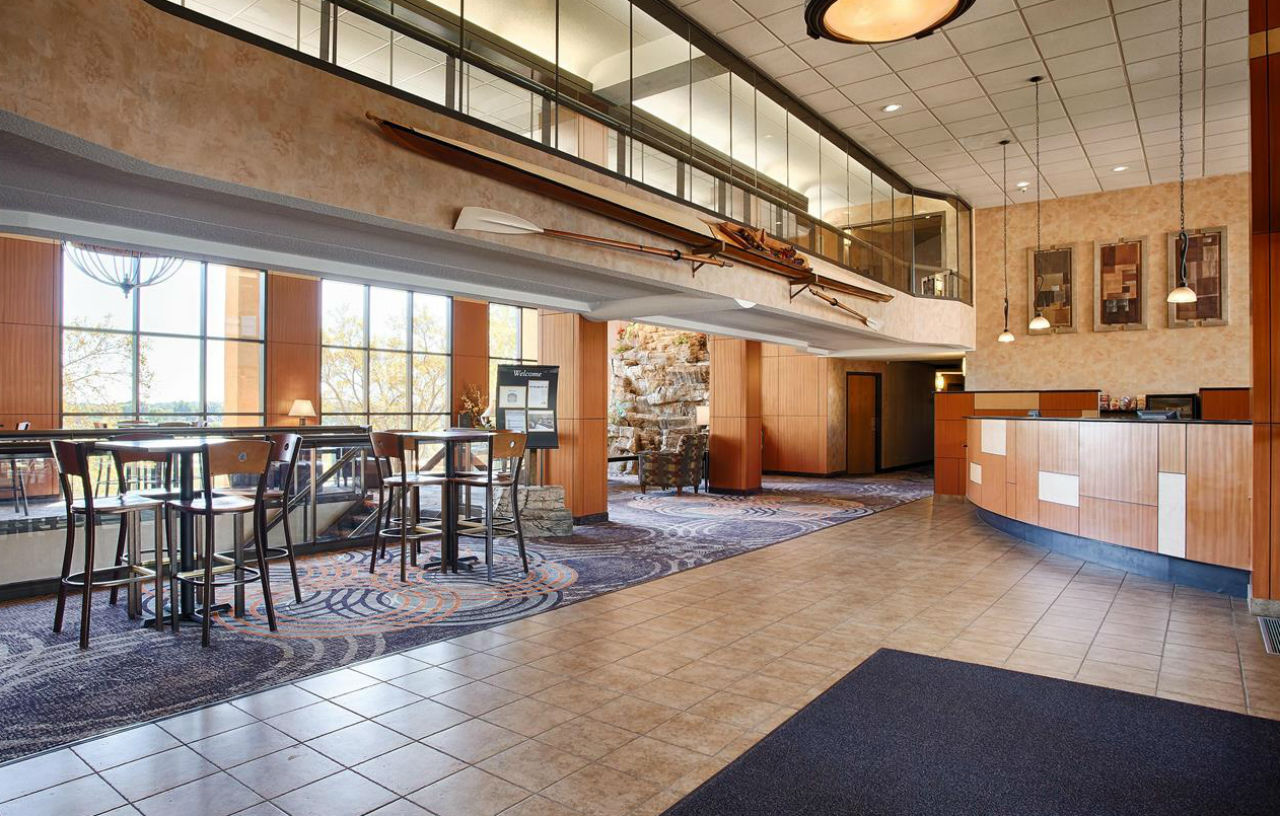 Best Western Plus Dakota Ridge Ийгън Екстериор снимка